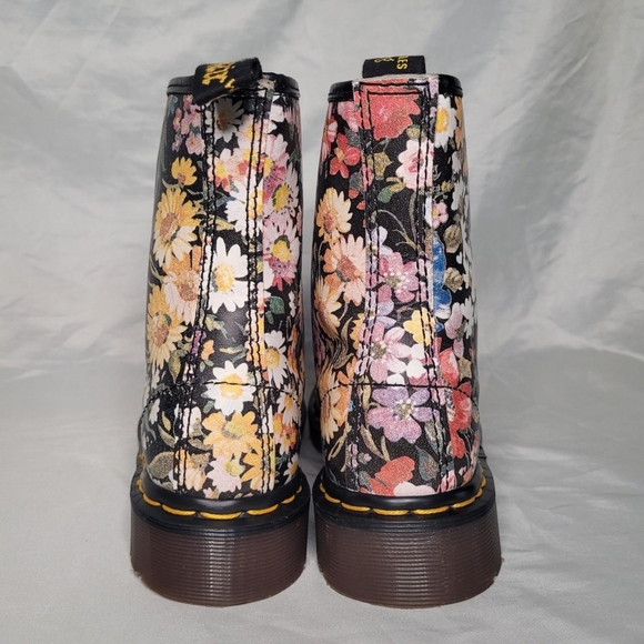 Dr. Martens vintage 90s era 1460 floral print Sienna Miller leather boots - Picture 5 of 8